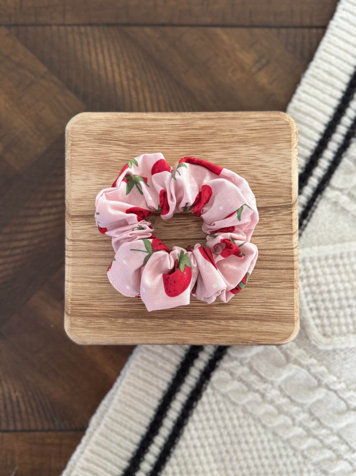 Malibu Scrunchie