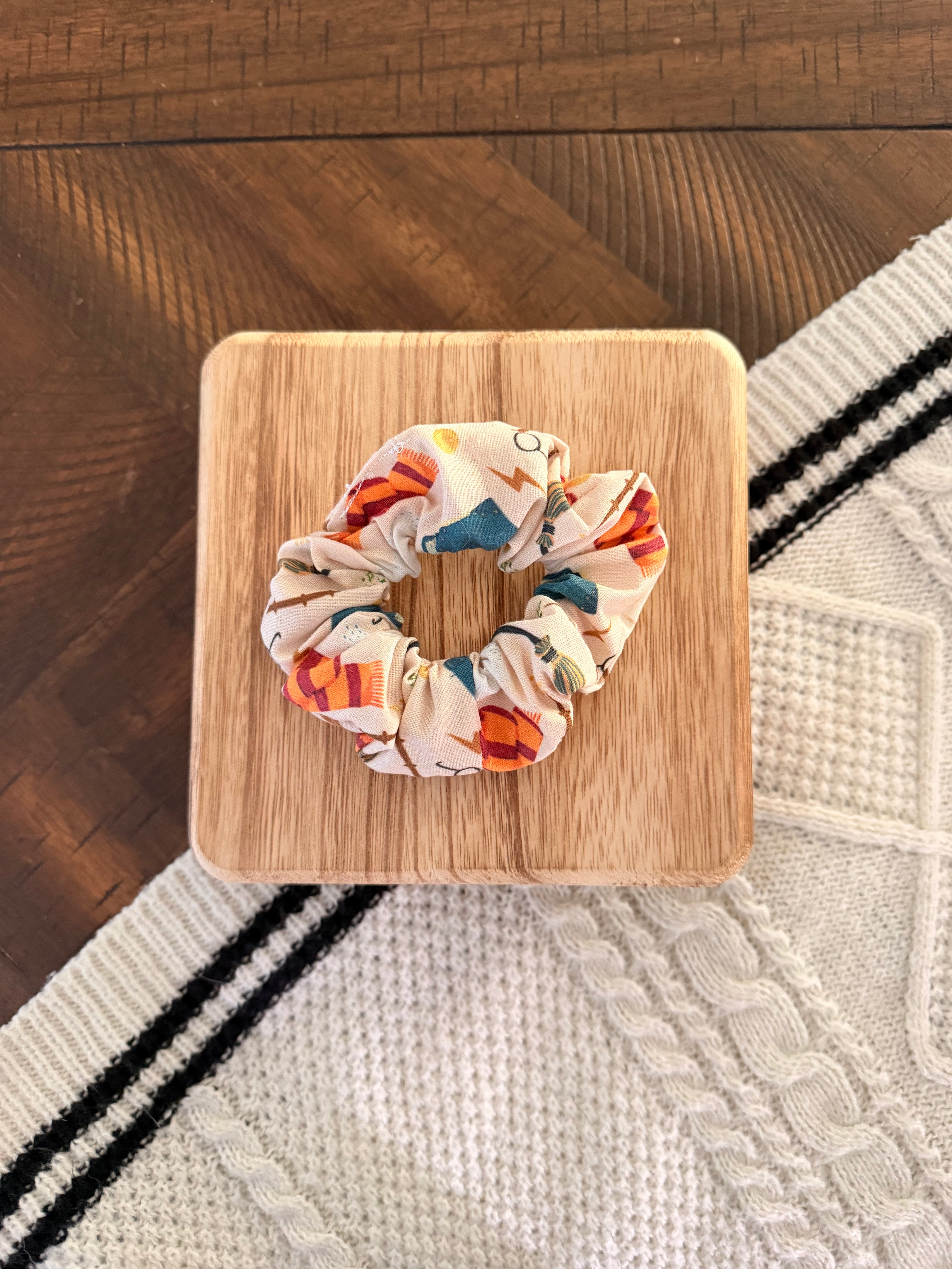 Hairy Pawter Scrunchie